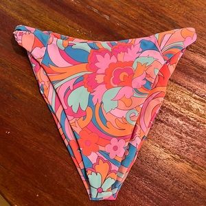 Skatie Salty bikini bottoms. Lanai print